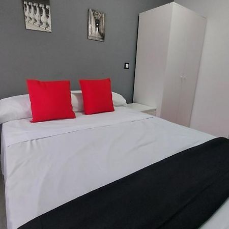Madrid Apartment Numancia Bagian luar foto